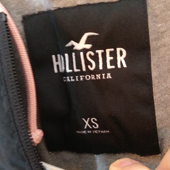 Hollister color block windbreaker size XS - Picture 2 of 7
